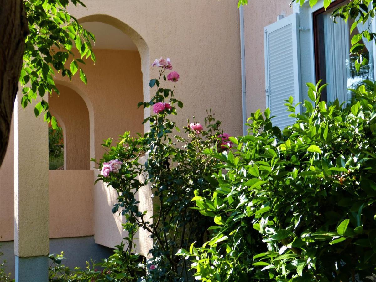 Apartmani Milena Barbat na Rabu 外观 照片