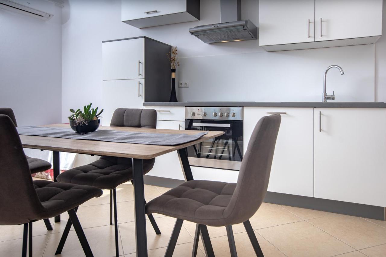 Apartmani Milena Barbat na Rabu 外观 照片