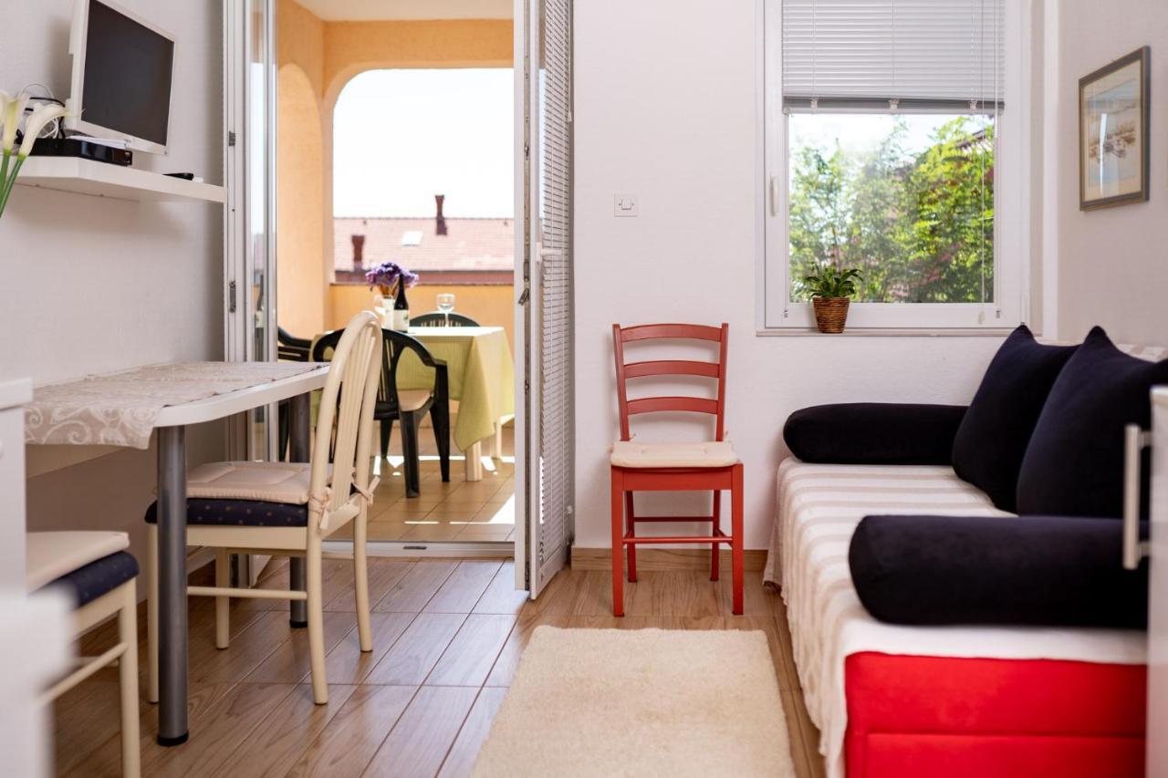 Apartmani Milena Barbat na Rabu 外观 照片