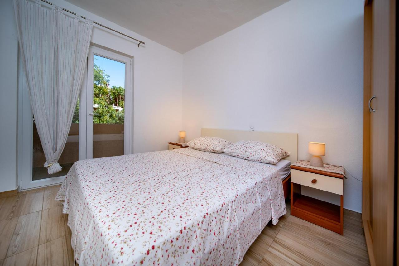 Apartmani Milena Barbat na Rabu 外观 照片