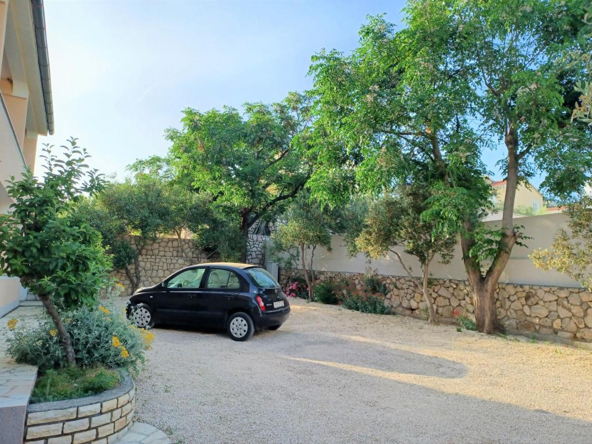 Apartmani Milena Barbat na Rabu 外观 照片